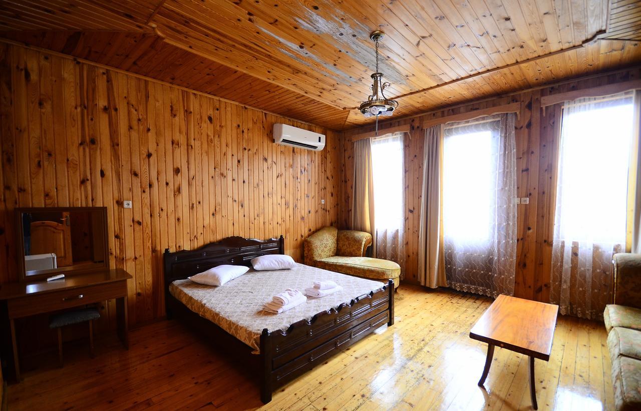 Zebo Batumi Bagian luar foto